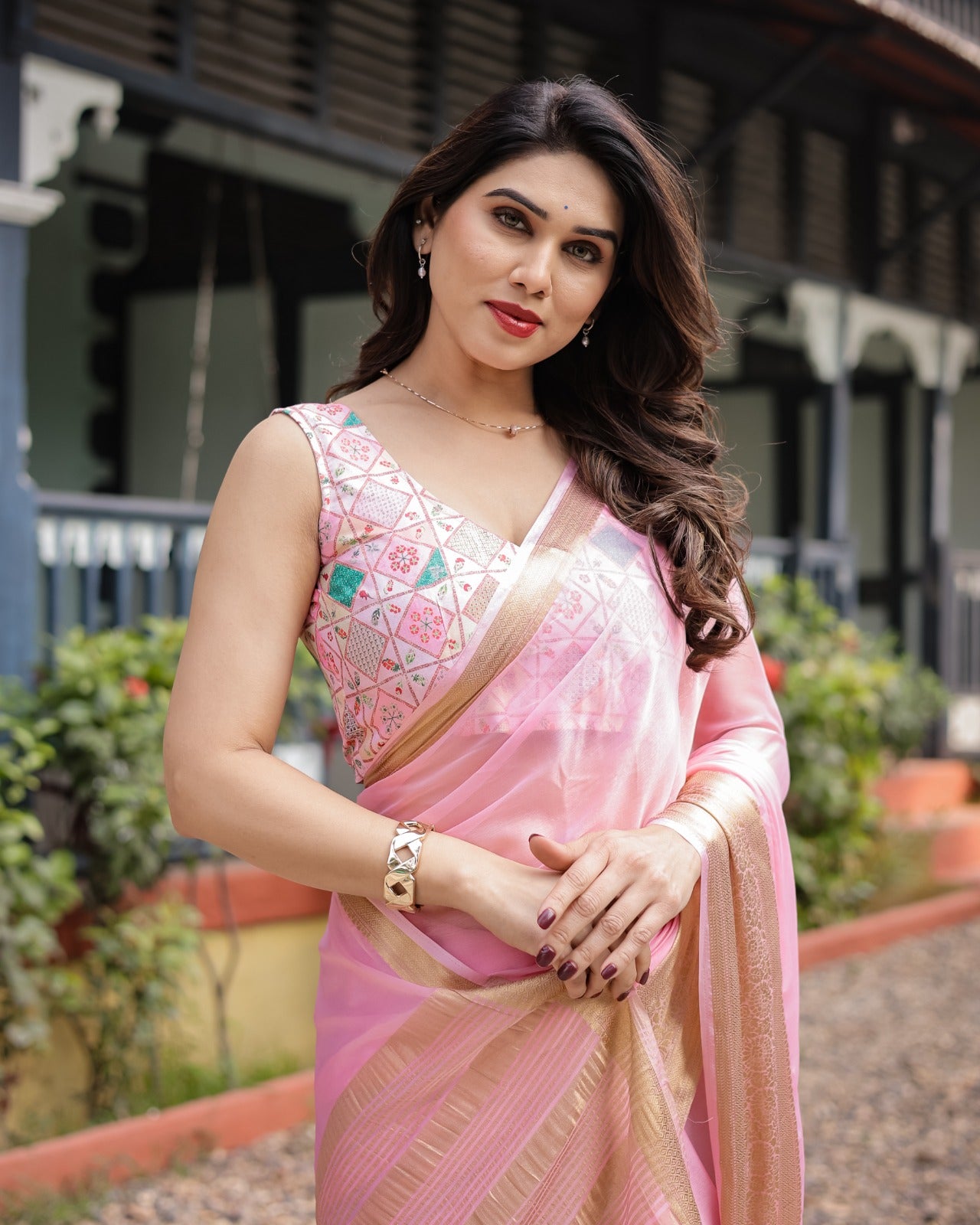 Lightweight Pink Chiffon Saree for Daytime Functions and Pujas