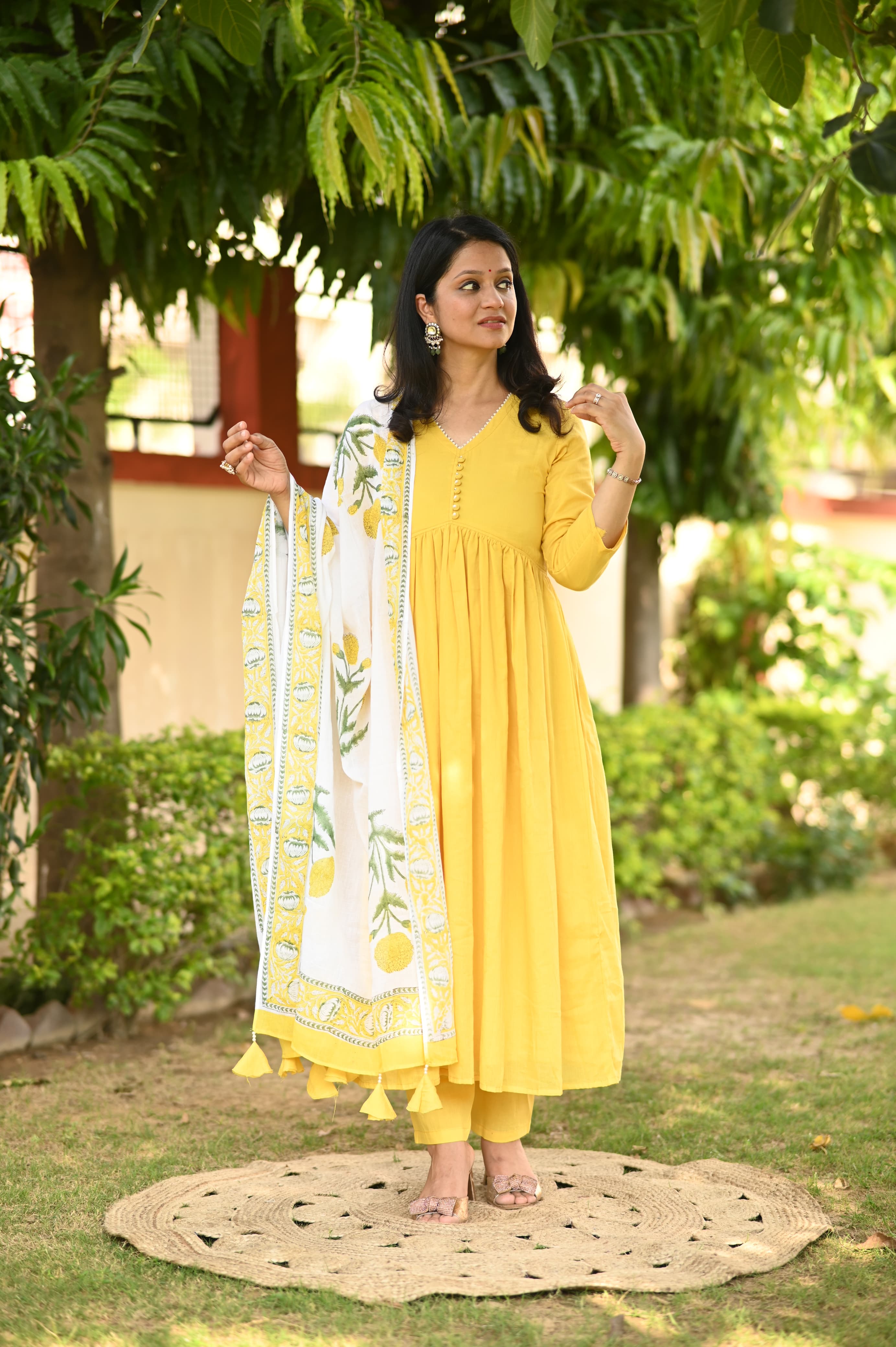 Festive Wedding Suit Set for Women – Mul Cotton with Tassels Dupatta