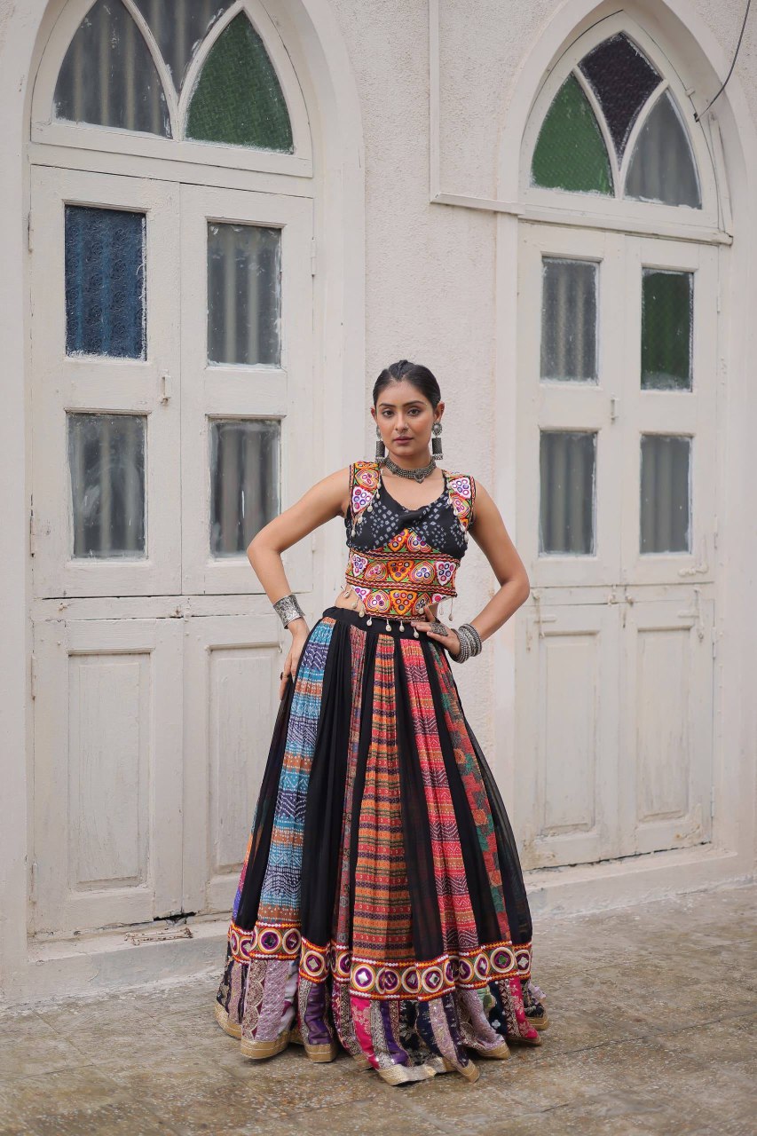 Designer Navratri Lehenga Choli with Georgette Print and Gamthi Work – Trend raani