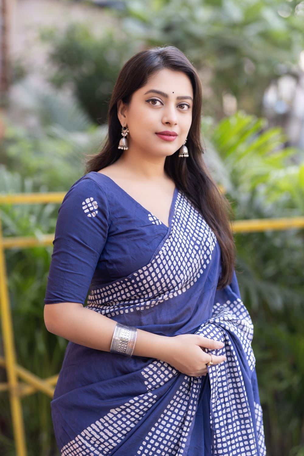 Pure Chanderi Cotton Batik Printed Saree with Cotton Tassels – Trendraani