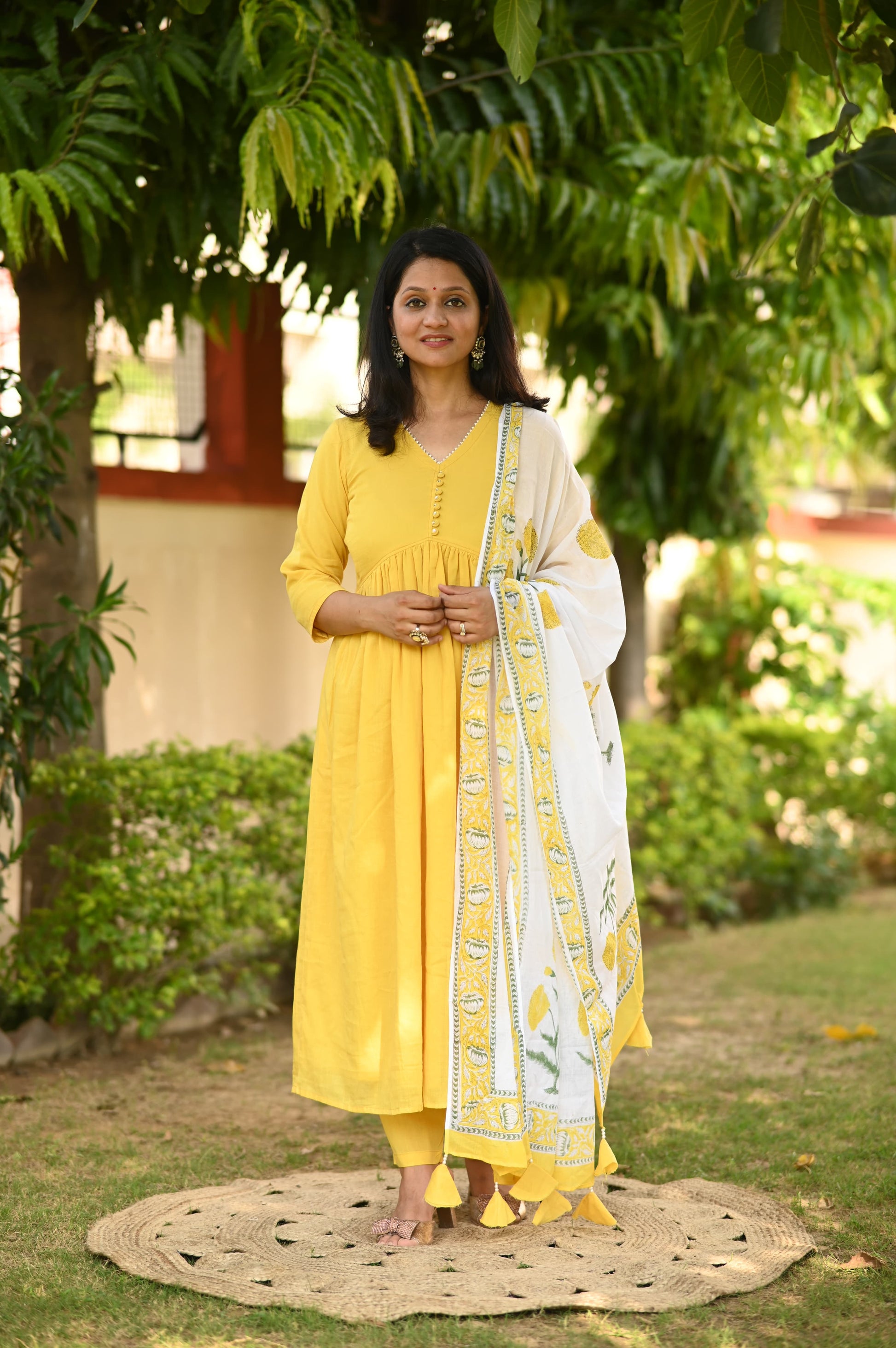 Trendy Alia Style Suit Set in Yellow – Pearl Handwork and Cotton Comfort