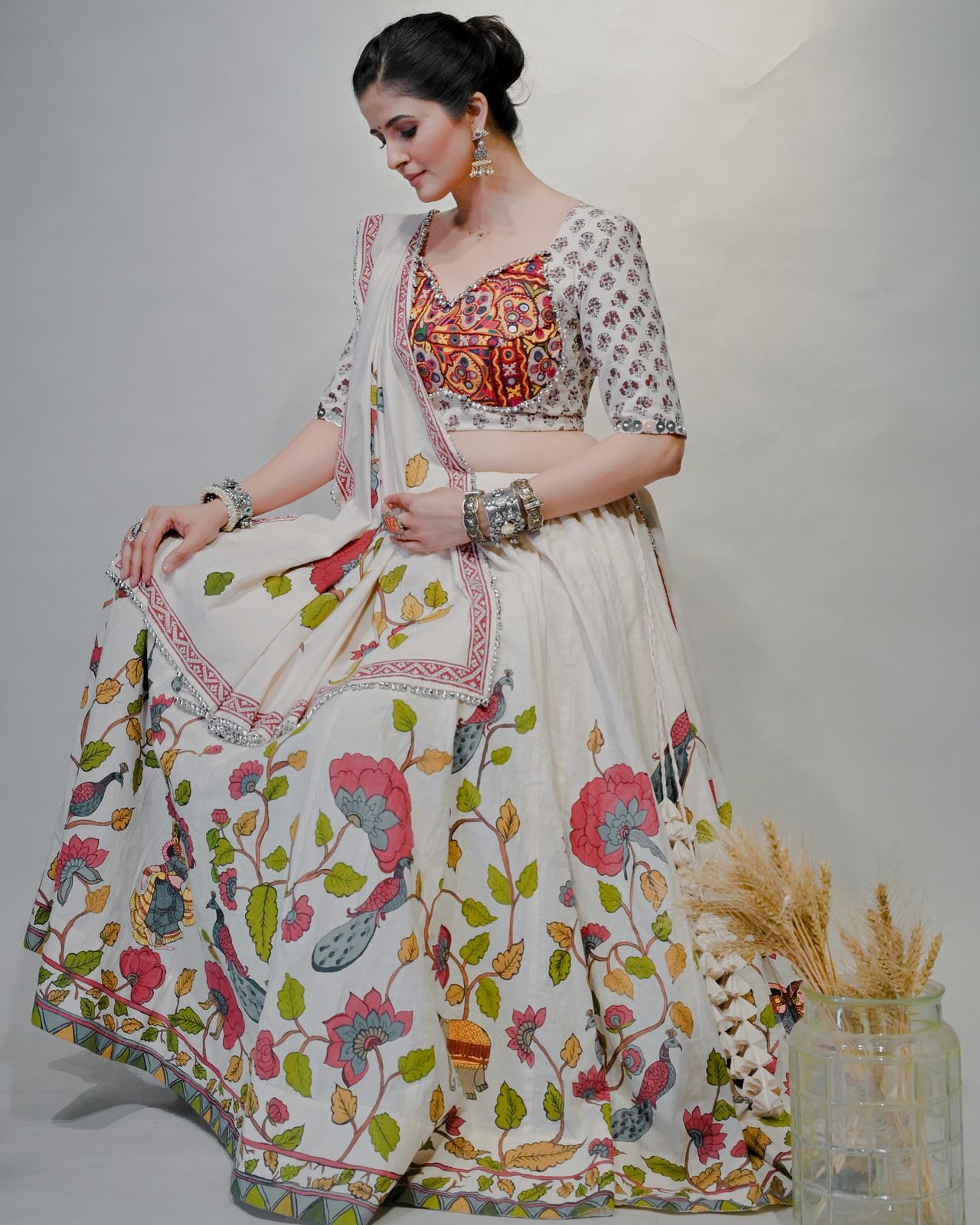6 Meter Flair Lehenga for Garba with Gamathi Embroidery