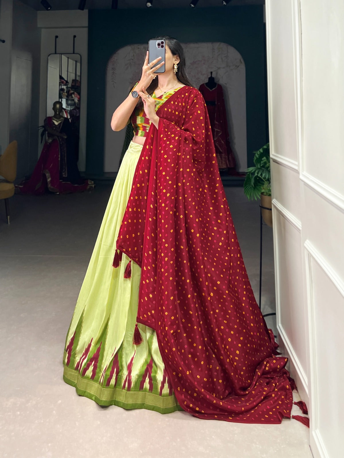 Foil Printed Lehenga Choli Set with Dola Silk Dupatta – Festive Wear