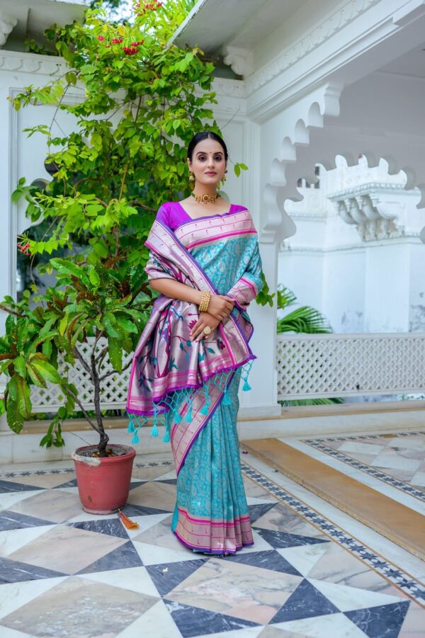 Extraordinary Kanjivaram Paithani Silk Saree with Rich Pallu