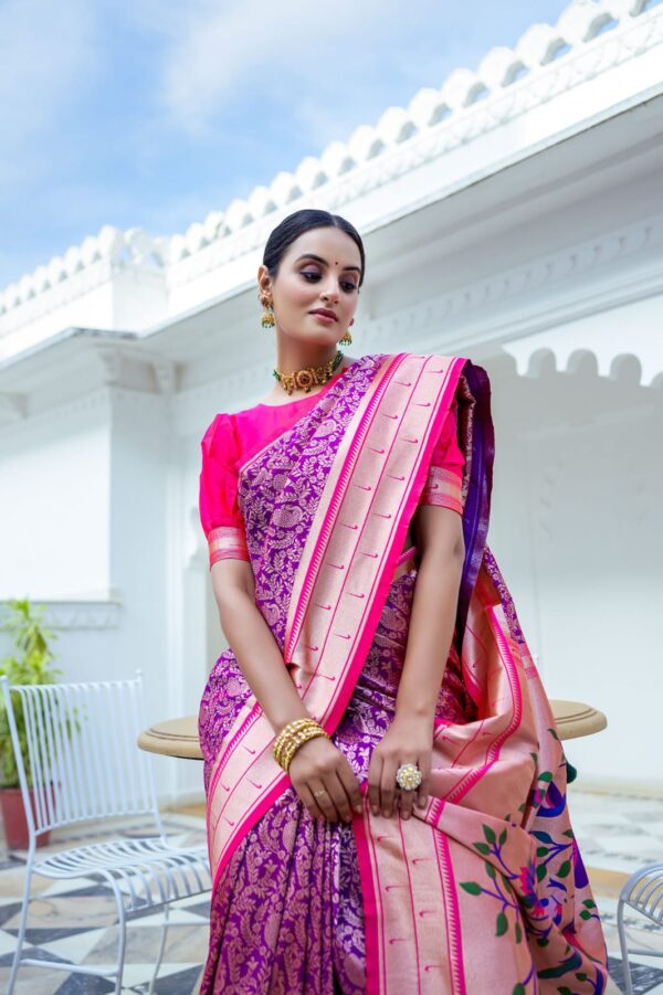 Extraordinary Kanjivaram Paithani Silk Saree with Rich Pallu